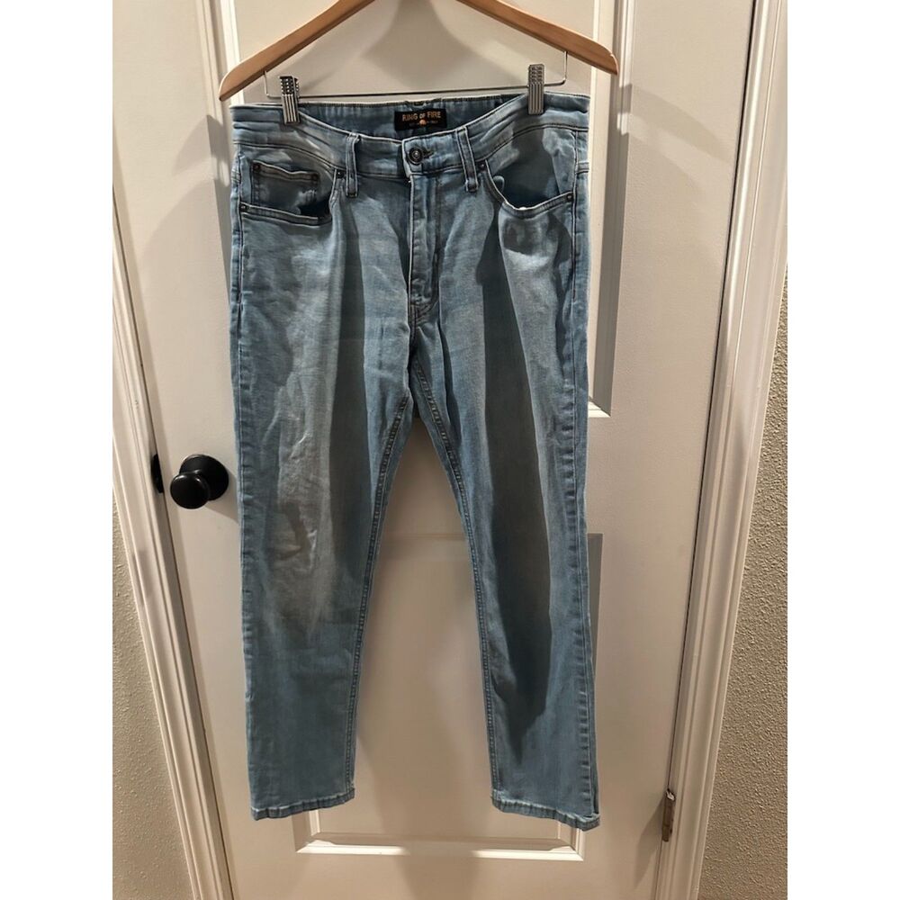 Ring of Fire Men's Slim Light Distress Jeans Size W33 L30